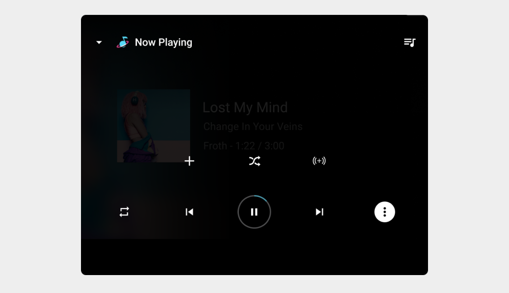 Mockup de um app de mídia durante a reprodução de mídia com sobreposição de overflow