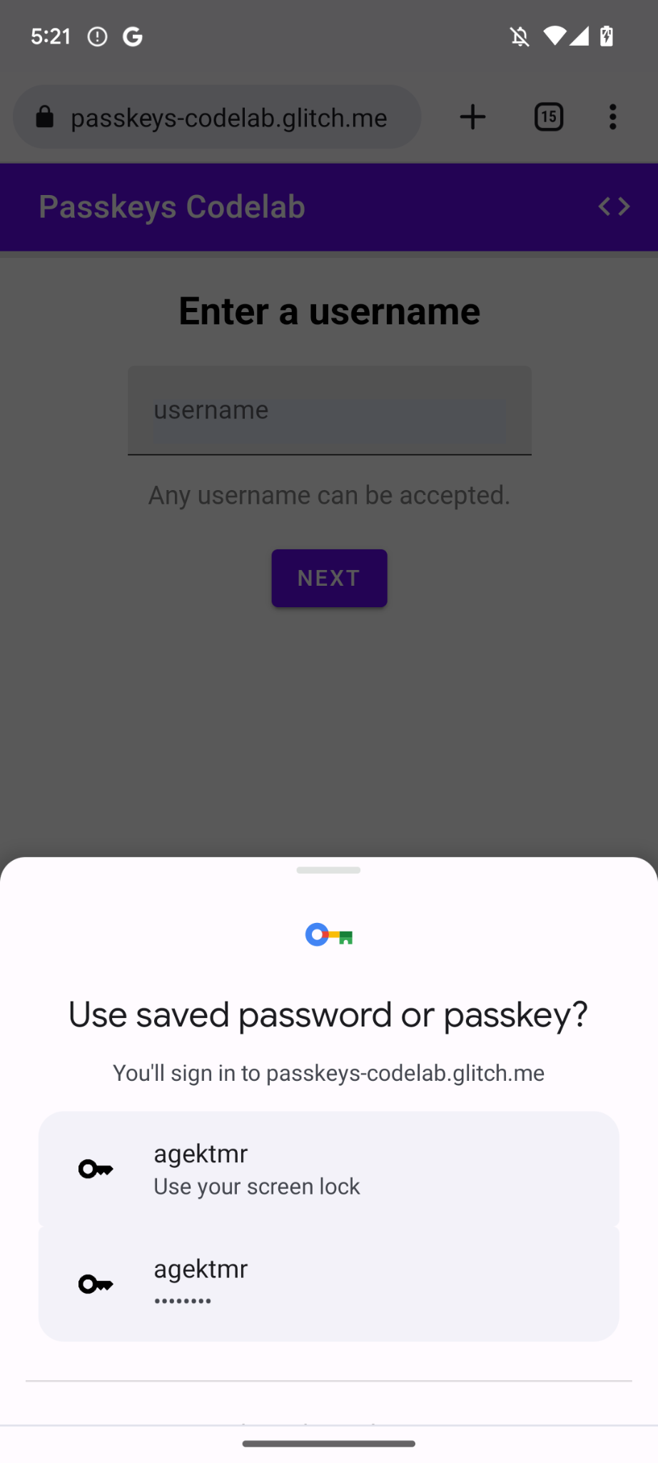 Una finestra di dialogo che ti chiede di verificare la tua identità con la password o la passkey salvata.