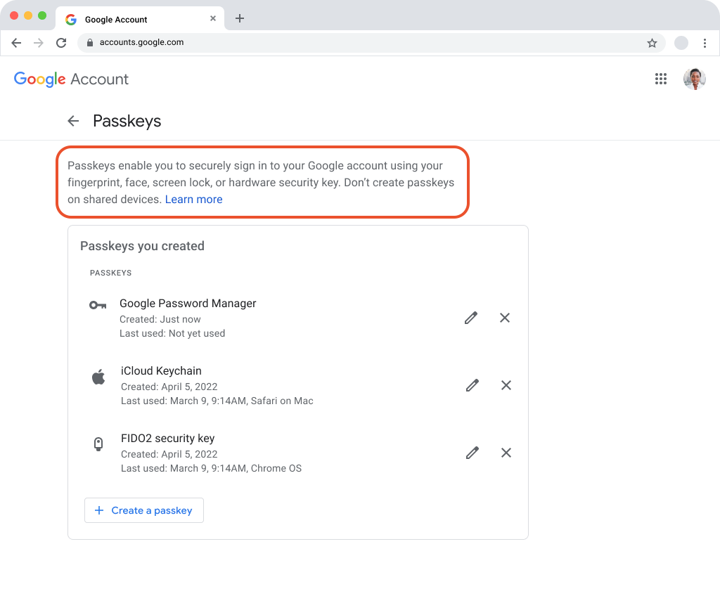 Google 계정의 패스키 페이지 스크린샷. '패스키를 사용하면 지문, 얼굴, 화면 잠금 또는 하드웨어 보안 키를 사용하여 Google 계정에 안전하게 로그인할 수 있습니다. 공유 기기에서 패스키를 만들지 마세요. 자세히 알아보기'를 여세요