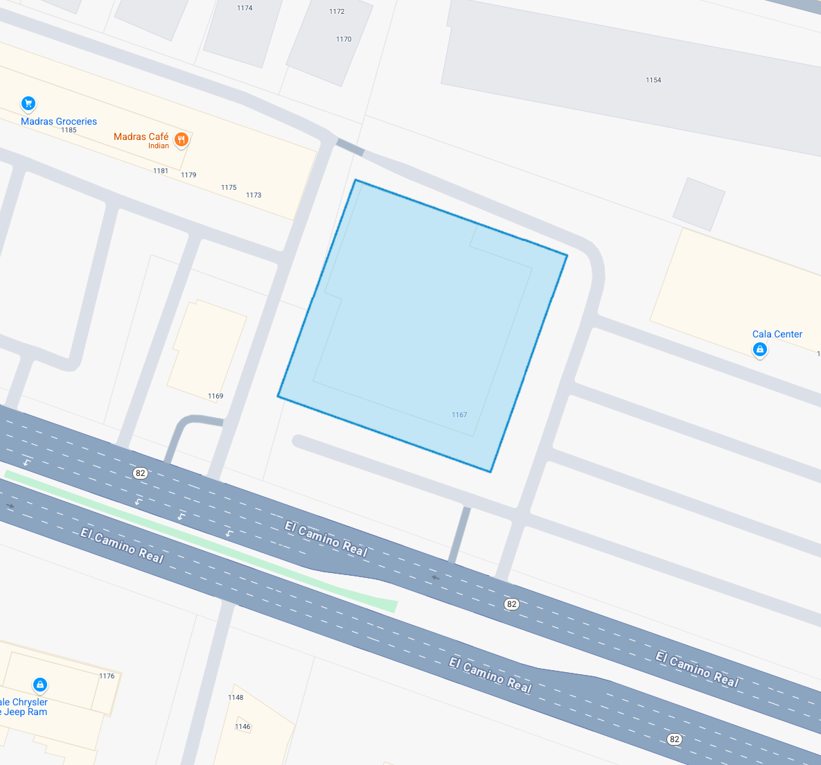Building outline rendered on the map