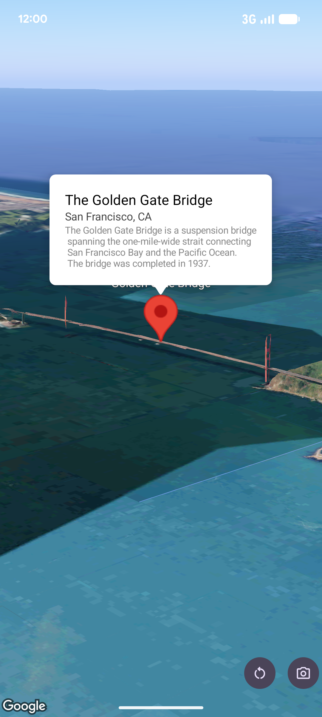 Image d'un repère avec une fenêtre pop-up de texte qui y est associée, au-dessus du Golden Gate Bridge, avec une description générique du pont