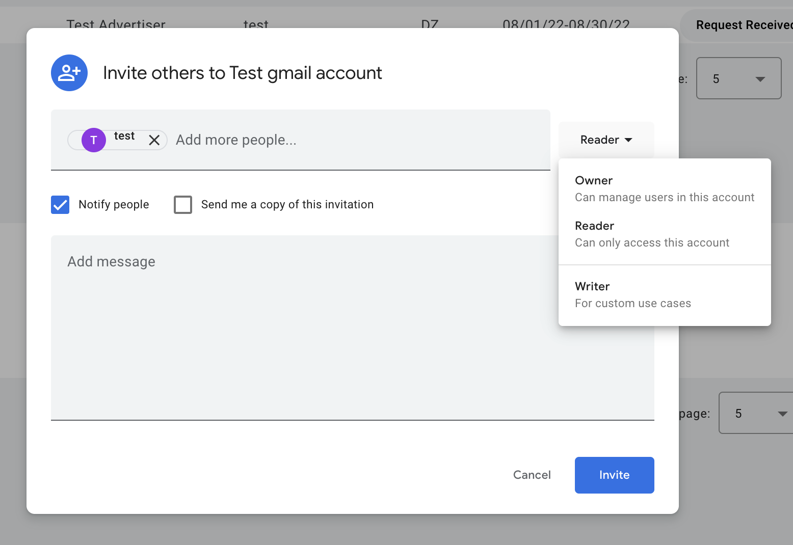 E-Mail-Adresse und Berechtigungen hinzufügen